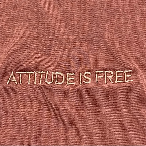 ATTITUDE IS FREE Motivated Mauve Sleeveless Loose Fitting Tank Top Size M - Picture 8 of 8